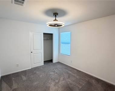 9527 Victory Wings Street - Photo Thumbnail 22