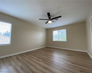 10549 Cedar Run Court - Photo Thumbnail 10
