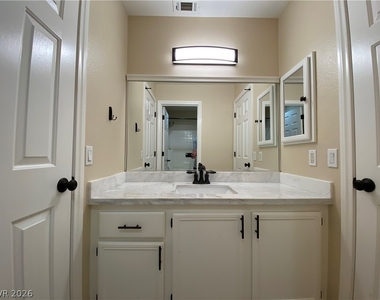 10549 Cedar Run Court - Photo Thumbnail 15