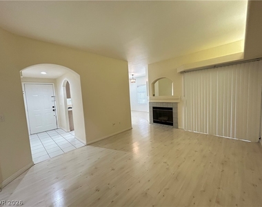 525 Indian Princess Drive - Photo Thumbnail 2