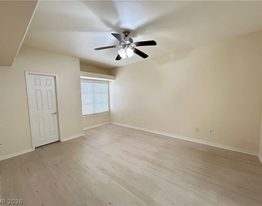 525 Indian Princess Drive - Photo Thumbnail 9