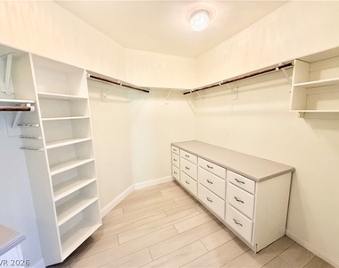 5434 E San Pietro Drive - Photo Thumbnail 15
