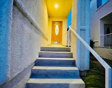 213 Heiple Court - Photo Thumbnail 34