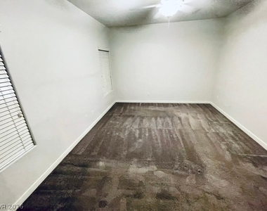 213 Heiple Court - Photo Thumbnail 17