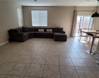 5623 Bishop Flowers Street - Photo Thumbnail 3