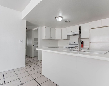 4269 Stewart Avenue - Photo Thumbnail 5
