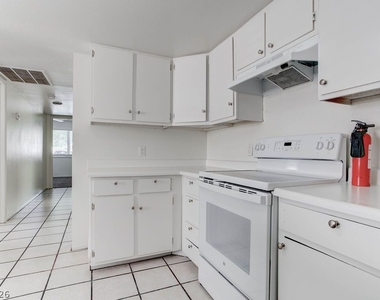 4269 Stewart Avenue - Photo Thumbnail 13