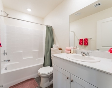 7850 Jupiter Sky Street - Photo Thumbnail 19