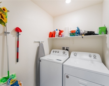 7850 Jupiter Sky Street - Photo Thumbnail 20