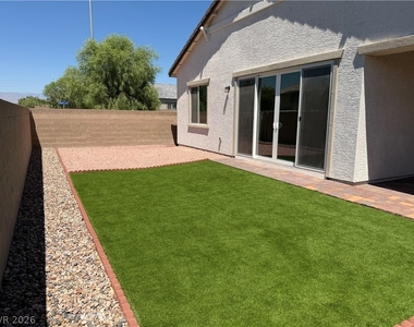 63 Barton Bay Avenue - Photo Thumbnail 39