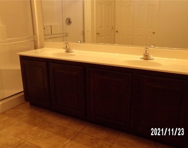 9276 Swamp Rose Avenue - Photo Thumbnail 4