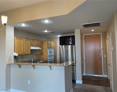 83 E Agate Avenue - Photo Thumbnail 14