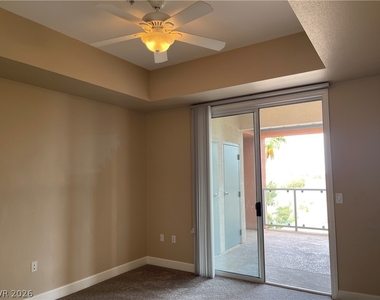 83 E Agate Avenue - Photo Thumbnail 4