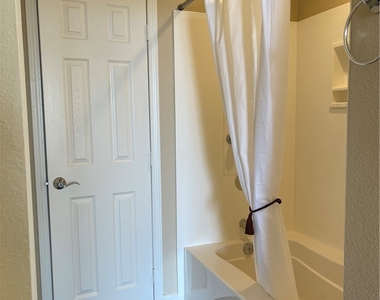 83 E Agate Avenue - Photo Thumbnail 10