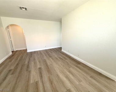 1856 N Decatur Boulevard - Photo Thumbnail 7