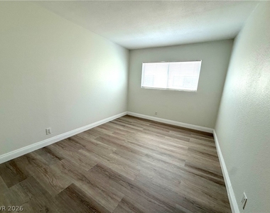 1856 N Decatur Boulevard - Photo Thumbnail 10