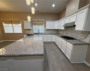 2381 Goldfire Circle - Photo Thumbnail 17
