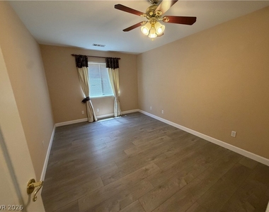 2381 Goldfire Circle - Photo Thumbnail 24