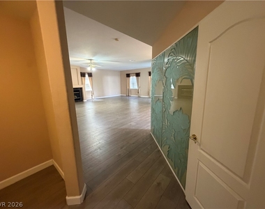 2381 Goldfire Circle - Photo Thumbnail 12