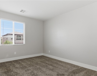 8910 Marble Light Avenue - Photo Thumbnail 20