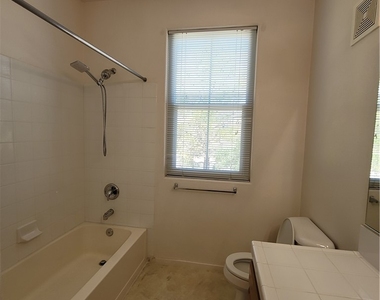 2325 Windmill Parkway - Photo Thumbnail 3