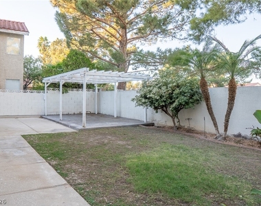 7608 Botany Bay Drive - Photo Thumbnail 16