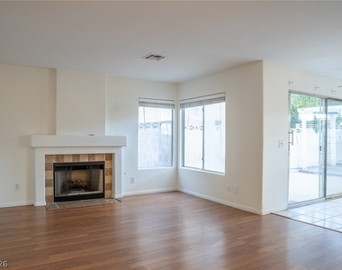 7608 Botany Bay Drive - Photo Thumbnail 4