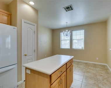6840 Frances Celia Avenue - Photo Thumbnail 20