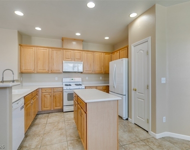 6840 Frances Celia Avenue - Photo Thumbnail 19