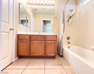 10243 Midnight Glow Court - Photo Thumbnail 20
