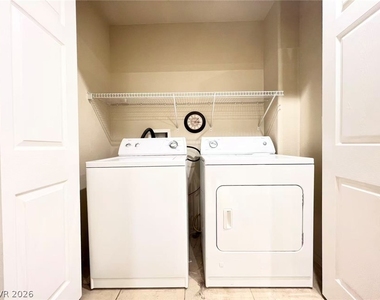 10243 Midnight Glow Court - Photo Thumbnail 23