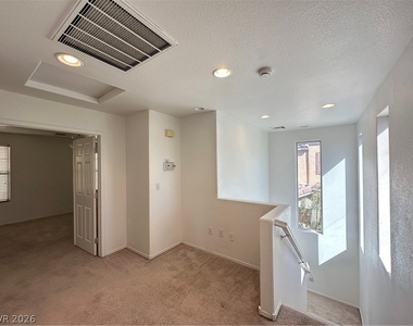 10452 Mihela Avenue - Photo Thumbnail 8