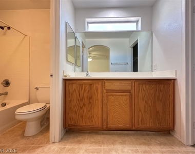 10452 Mihela Avenue - Photo Thumbnail 17