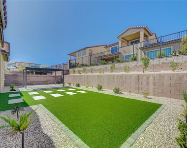 131 Robledo Street - Photo Thumbnail 47