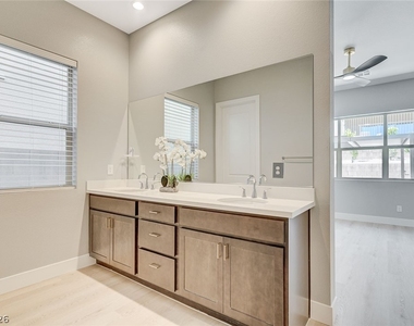 131 Robledo Street - Photo Thumbnail 30