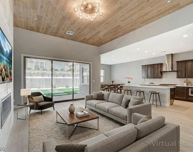 131 Robledo Street - Photo Thumbnail 3