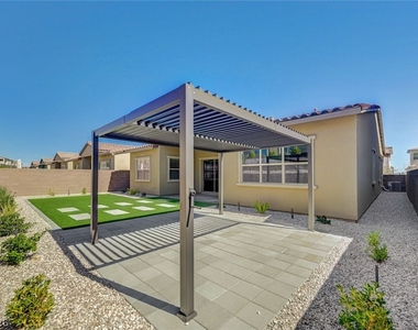 131 Robledo Street - Photo Thumbnail 50