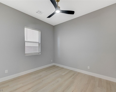 131 Robledo Street - Photo Thumbnail 34