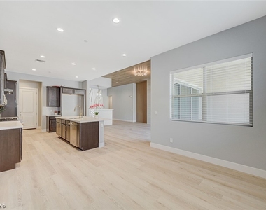 131 Robledo Street - Photo Thumbnail 24