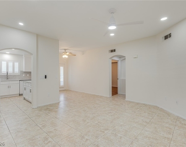 300 Pine Haven Street - Photo Thumbnail 12