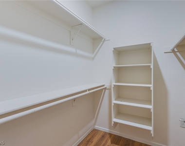 300 Pine Haven Street - Photo Thumbnail 21