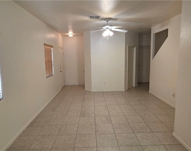8832 Roping Rodeo Avenue - Photo Thumbnail 2