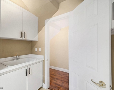 229 N Buteo Woods Lane - Photo Thumbnail 41
