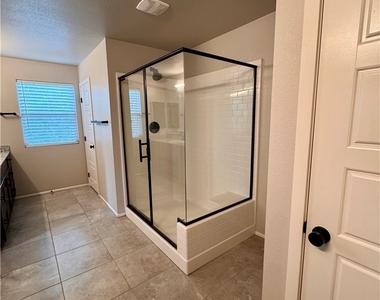 7461 Opal Star Street - Photo Thumbnail 14