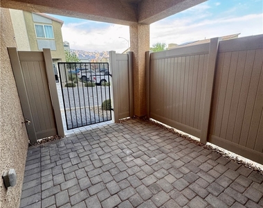 7461 Opal Star Street - Photo Thumbnail 35