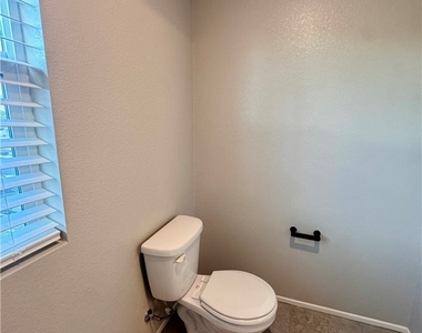 7461 Opal Star Street - Photo Thumbnail 27
