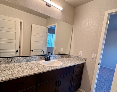 7461 Opal Star Street - Photo Thumbnail 25