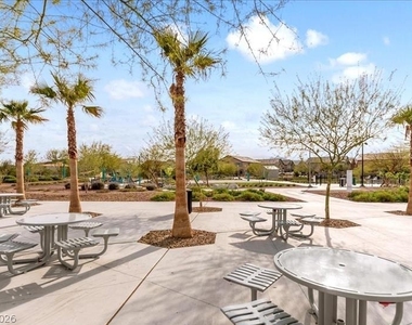 7461 Opal Star Street - Photo Thumbnail 46