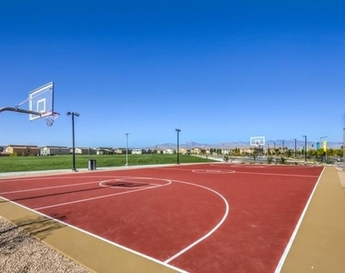 7461 Opal Star Street - Photo Thumbnail 40