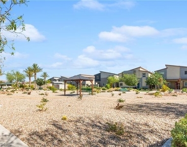 7461 Opal Star Street - Photo Thumbnail 42